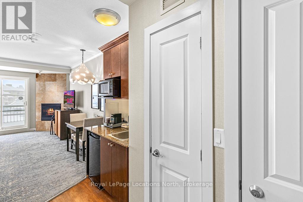344 - 220 Gord Canning Drive, Blue Mountains, Ontario  L9Y 0V9 - Photo 5 - X12132325