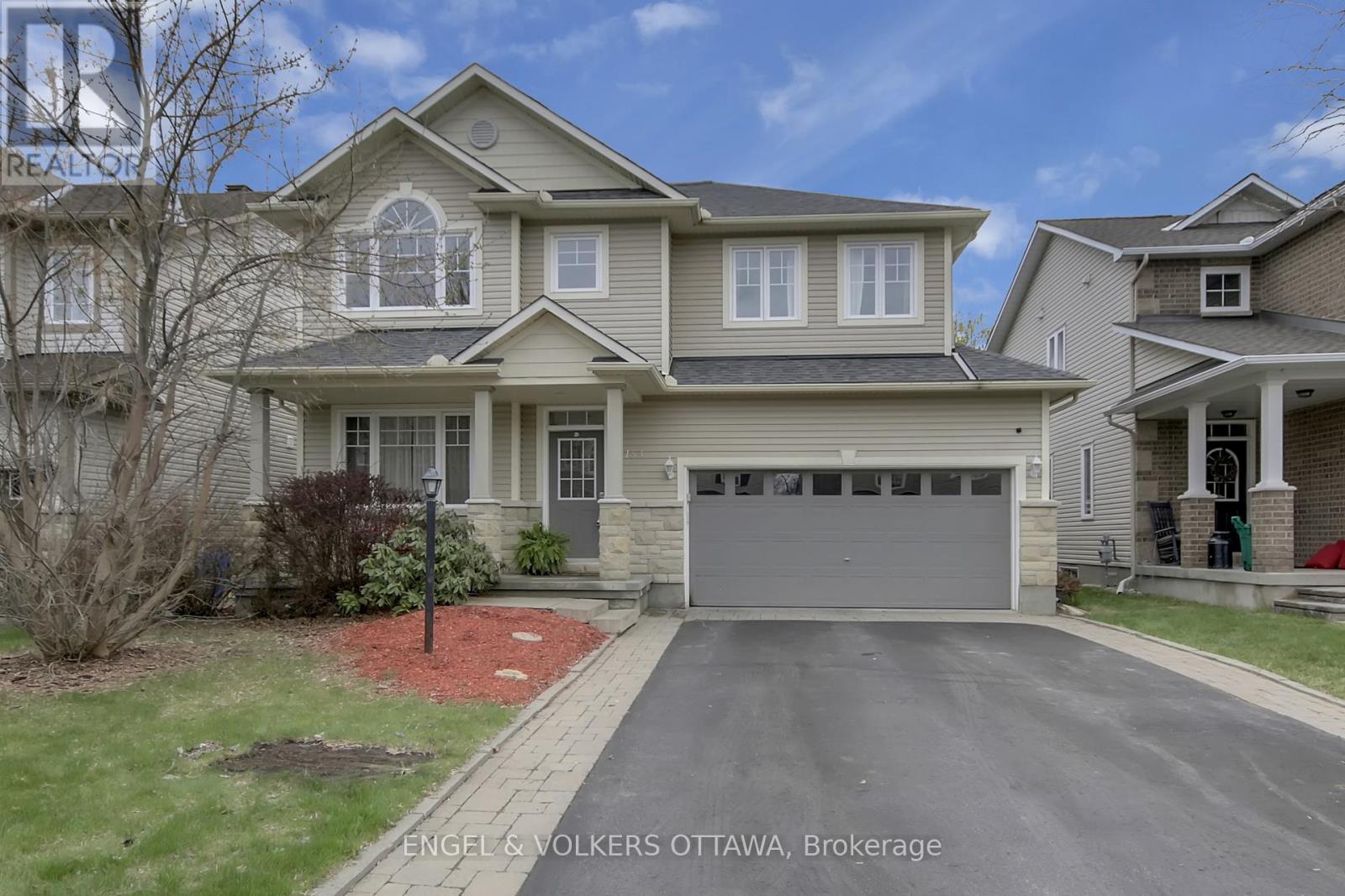 153 Arrowwood Drive, Ottawa, Ontario  K2S 2G3 - Photo 1 - X12132320