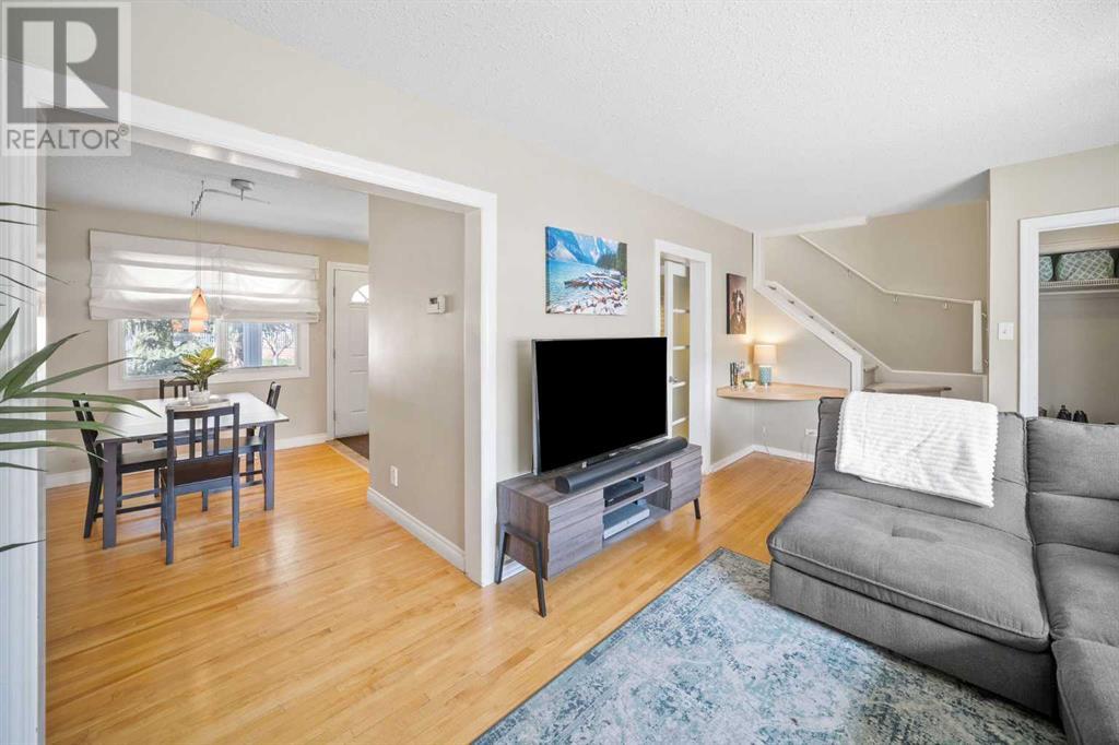 Property at 2287 Mons Avenue SW image 3
