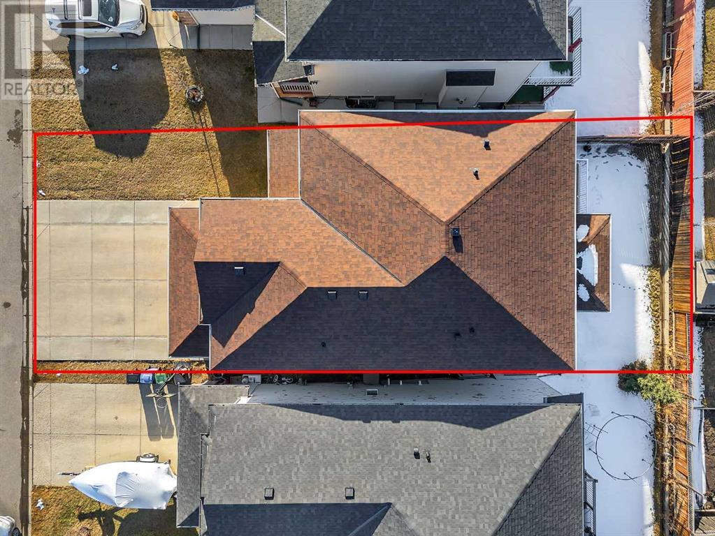 Property at 101 PANAMOUNT Manor NW image 3