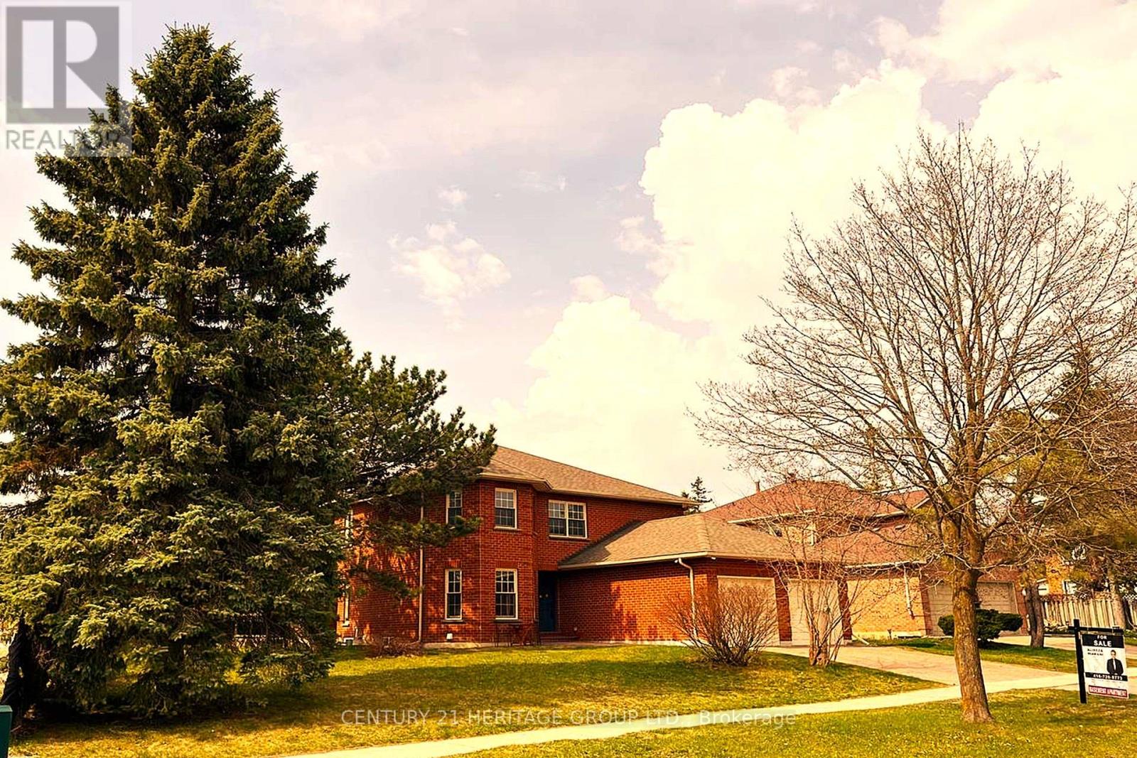 243 MURRAY DRIVE, Aurora, Ontario