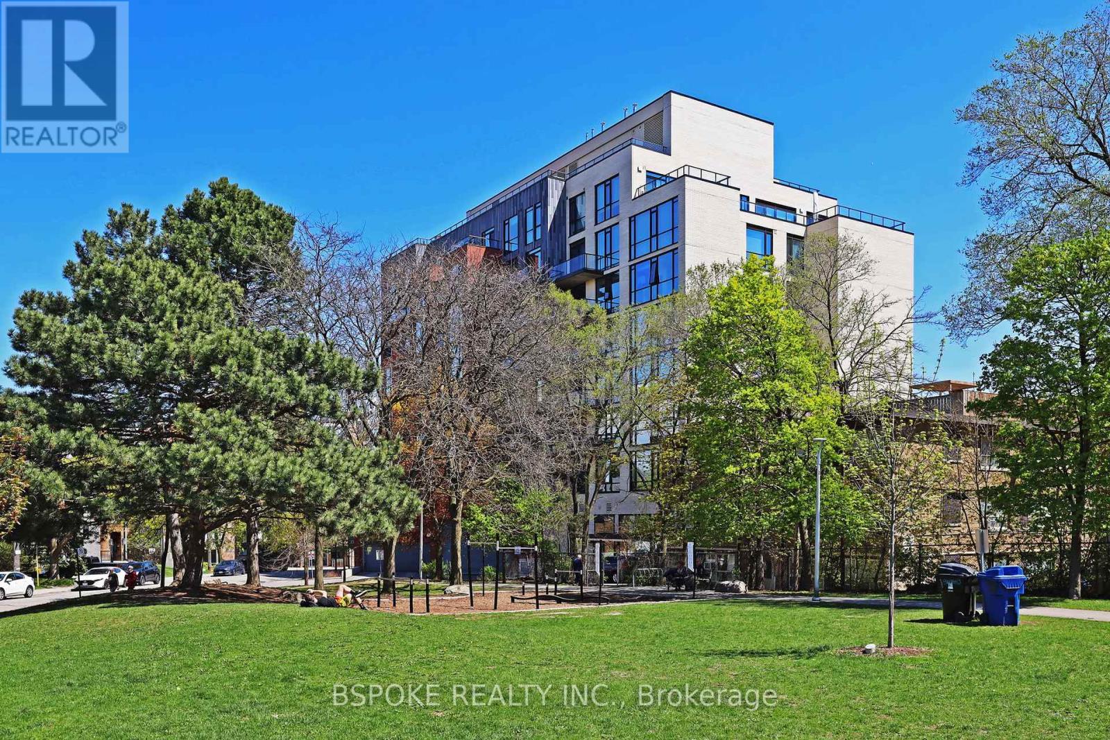 501 - 2118 Bloor Street W, Toronto, Ontario  M6S 0A6 - Photo 24 - W12131935