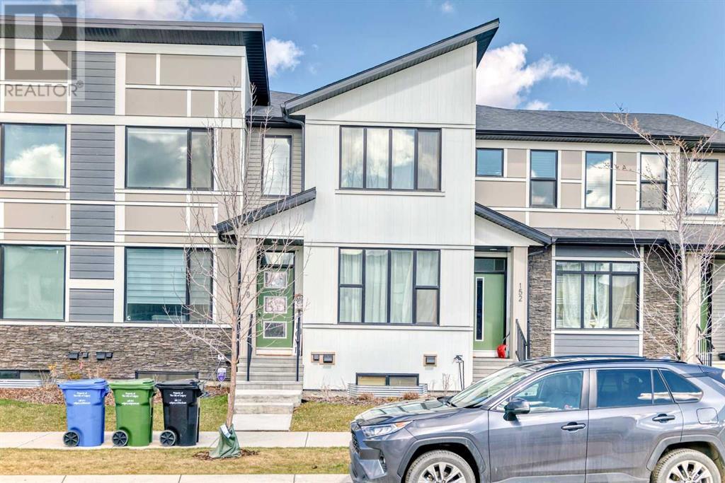 Property at 148 Belvedere Avenue SE image 3