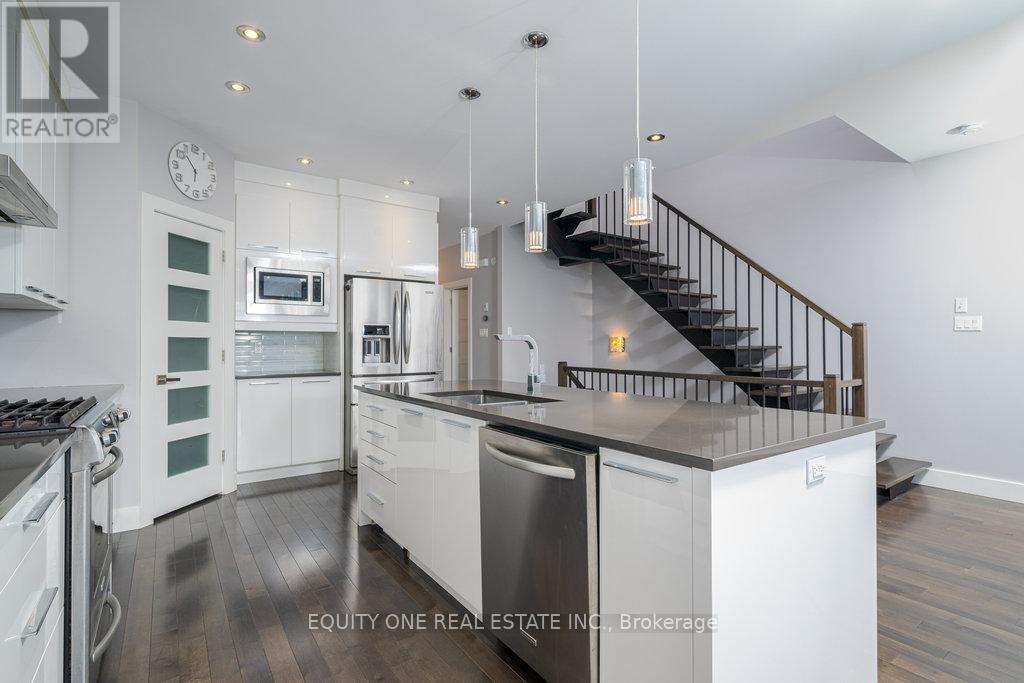 Property at 888 WOODROFFE AVENUE image 5