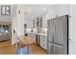 8 444 Bruce Ave Peartree Meadows