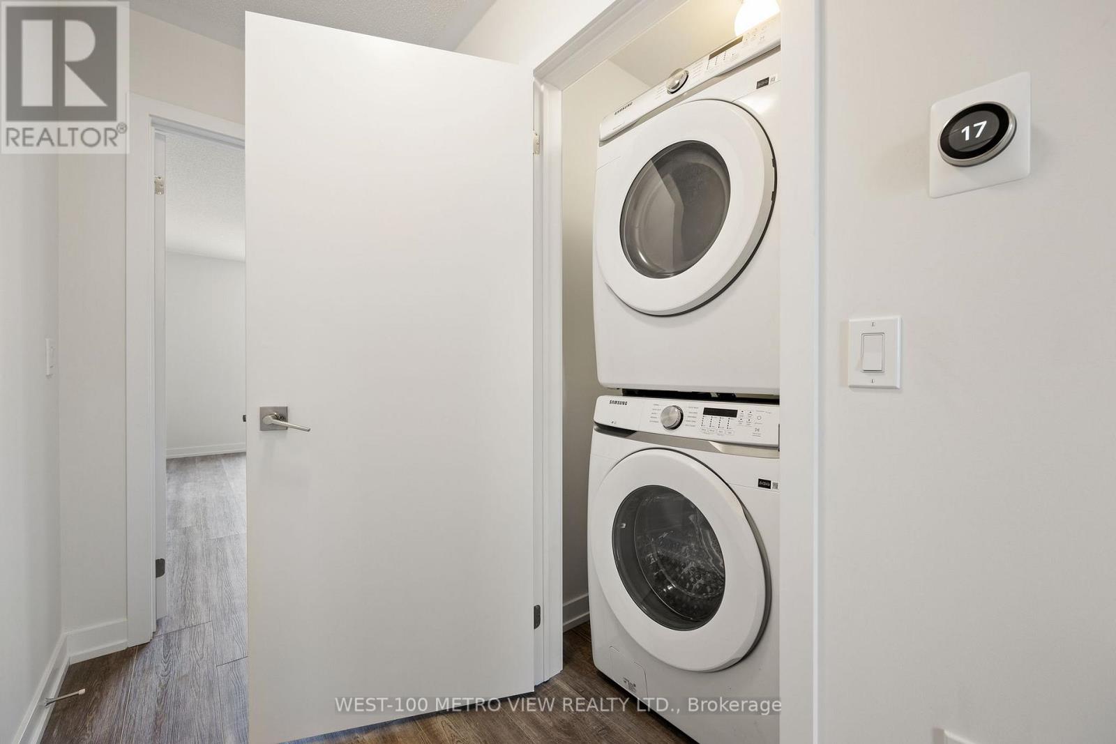 3070 Harasym Trail, Oakville, Ontario  L6M 4L8 - Photo 28 - W12085227