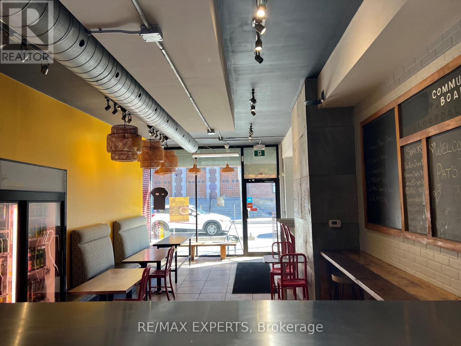 1030 Bloor Street W, Toronto, Ontario  M6H 3C2 - Photo 14 - W12132350