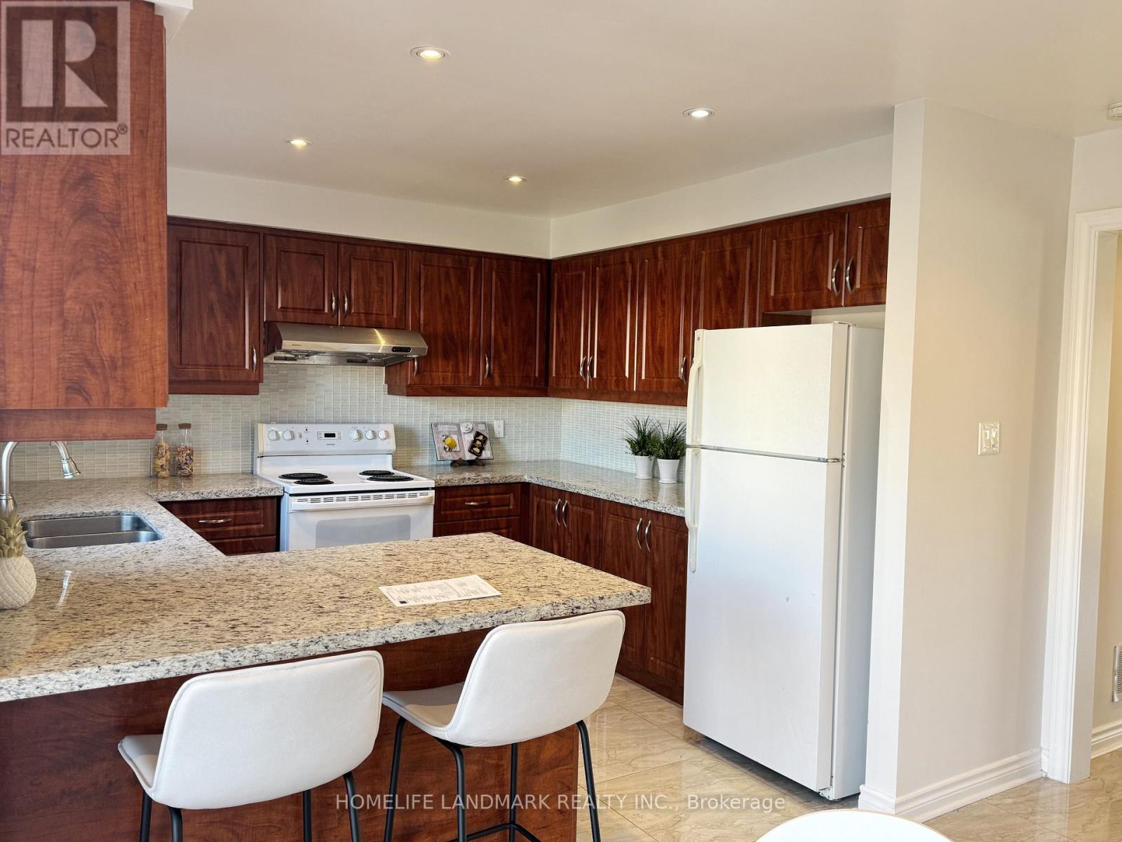 5159 Sunray Drive, Mississauga, Ontario  L5R 2T9 - Photo 14 - W12132380