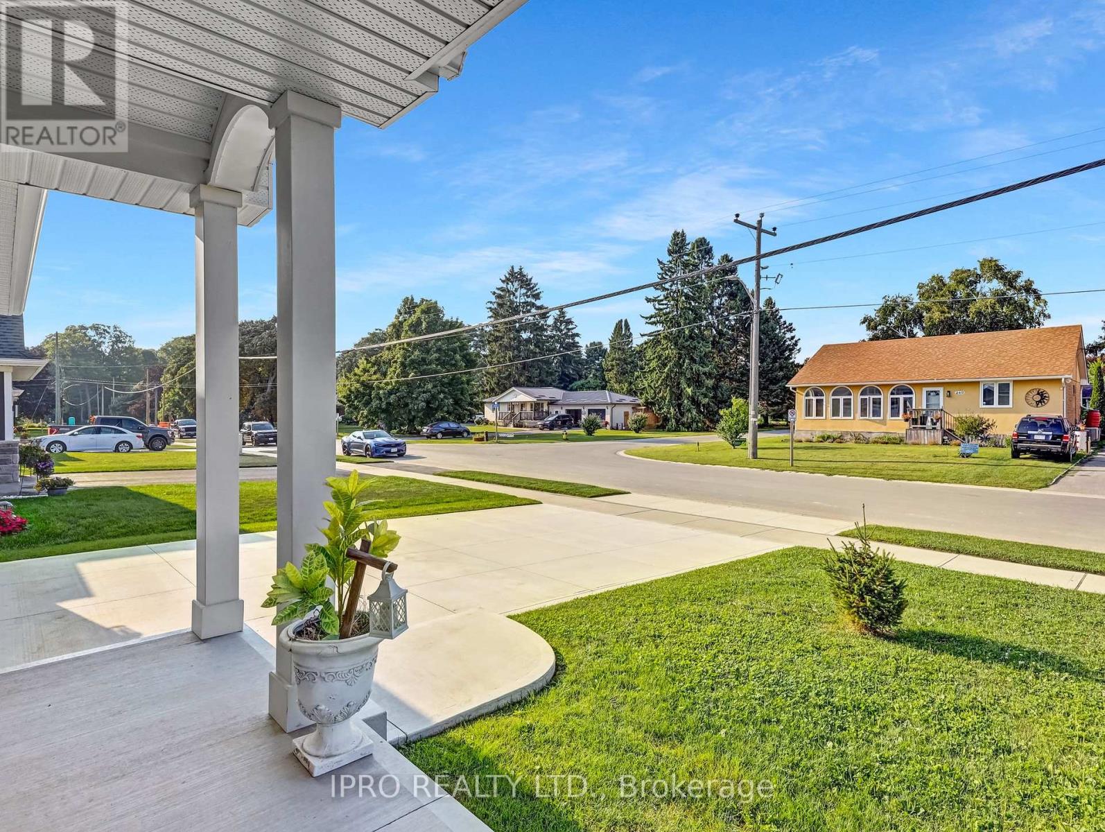 Property at 250 HILL STREET image 5