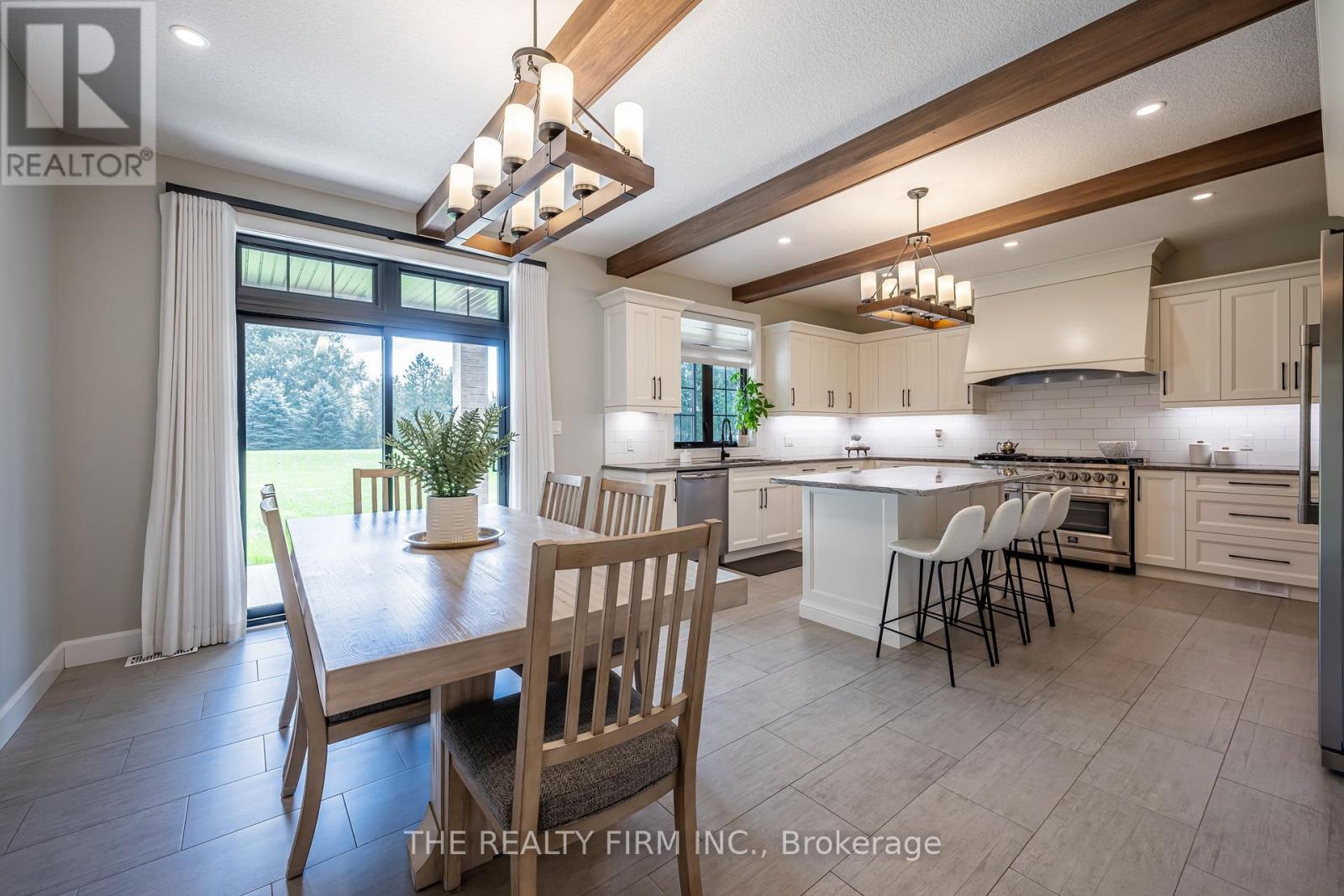15257 Twelve Mile Road, Middlesex Centre, Ontario  N0M 2A0 - Photo 8 - X12031073
