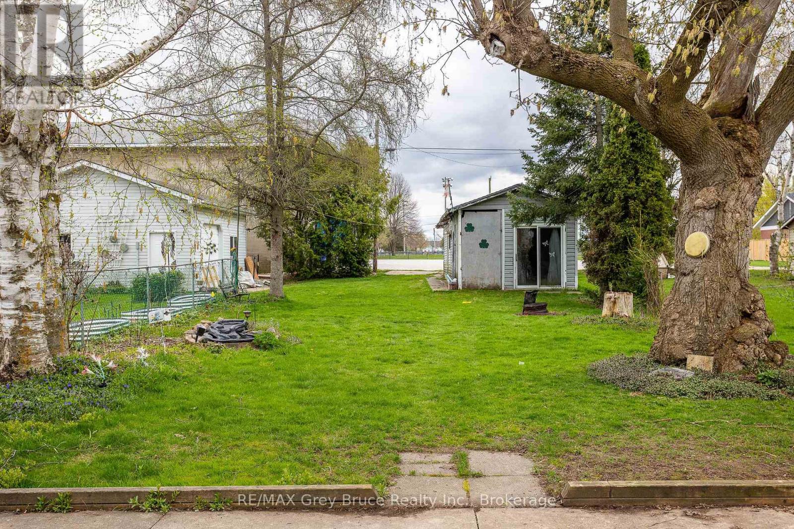 1881 6th Avenue E, Owen Sound, Ontario  N4K 2W1 - Photo 32 - X12132396