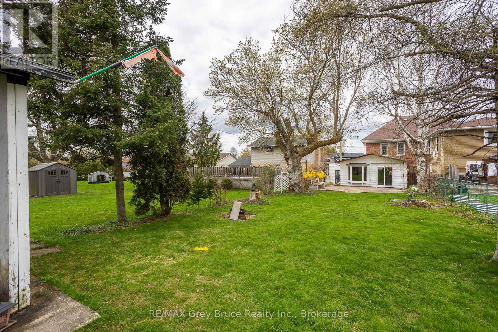 1881 6th Avenue E, Owen Sound, Ontario  N4K 2W1 - Photo 37 - X12132396