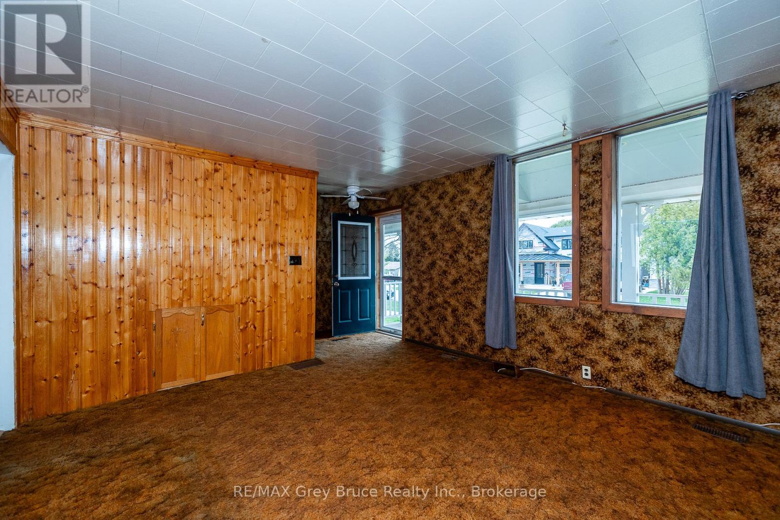 1881 6th Avenue E, Owen Sound, Ontario  N4K 2W1 - Photo 6 - X12132396