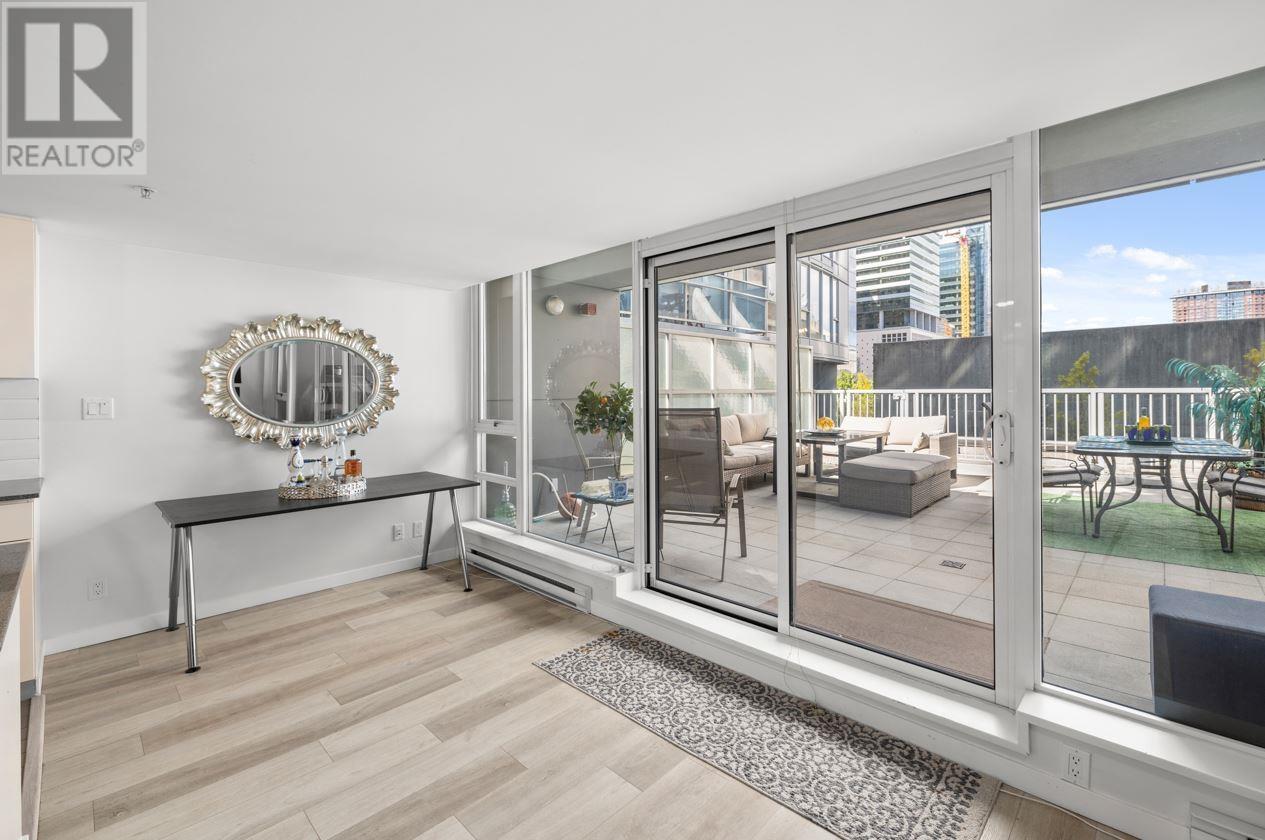 503 788 Hamilton Street, Vancouver, British Columbia  V6B 0E9 - Photo 8 - R2993832
