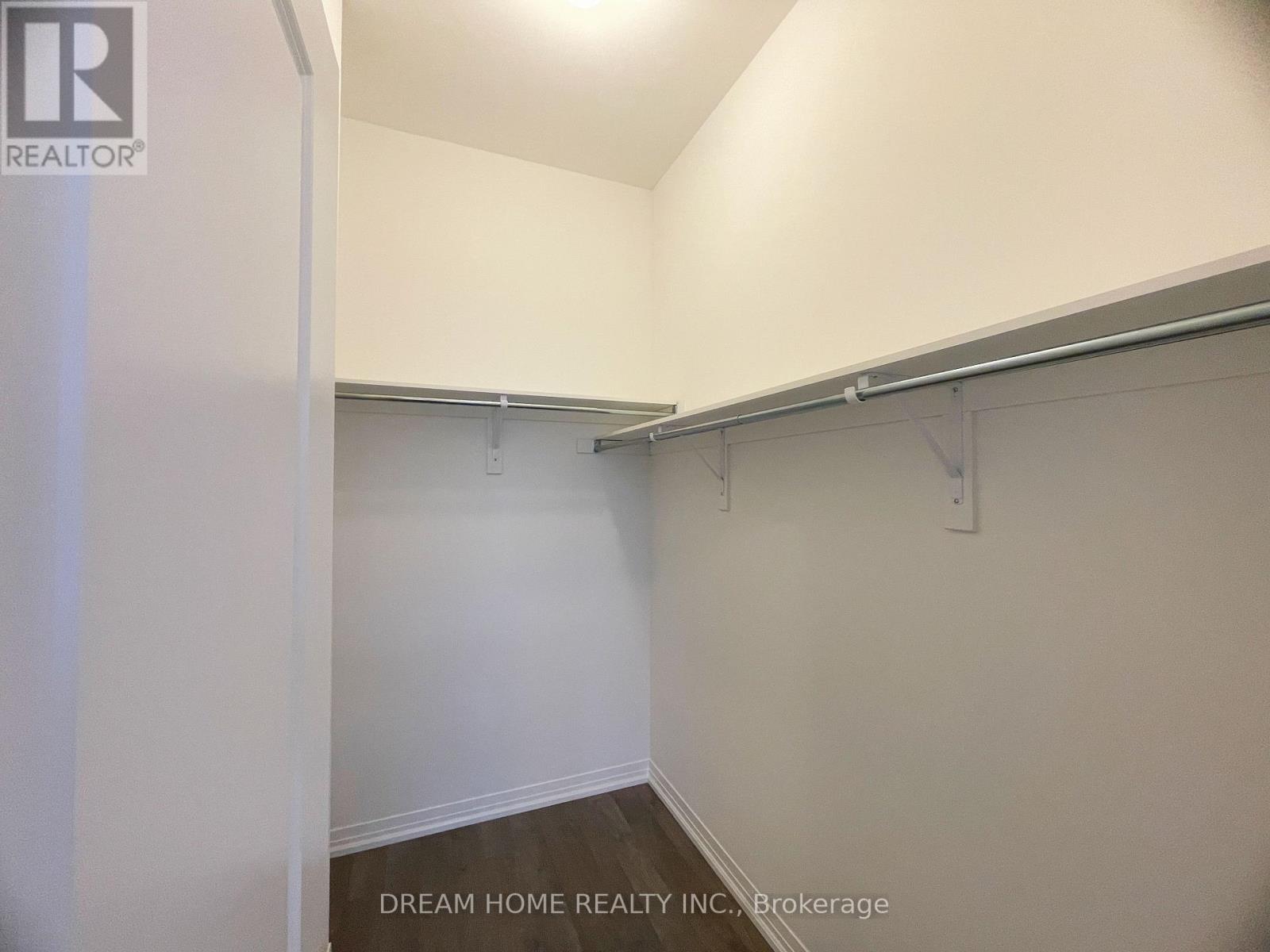 9 Albert Firman Lane, Markham, Ontario  L6C 2V6 - Photo 8 - N12132387