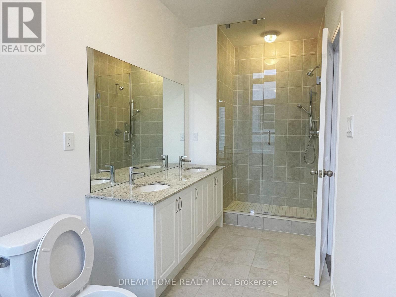 9 Albert Firman Lane, Markham, Ontario  L6C 2V6 - Photo 9 - N12132387