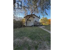 1822 22nd STREET W Mount Royal SA