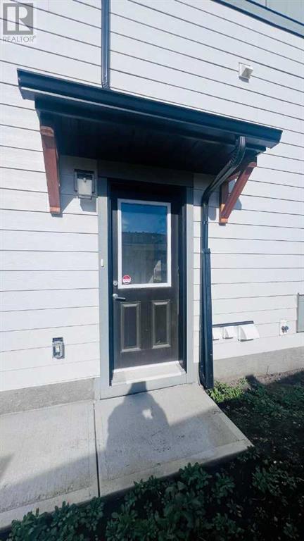 26 Silverton Glen Gate Sw, Calgary, Alberta  T0L 0X0 - Photo 2 - A2219017