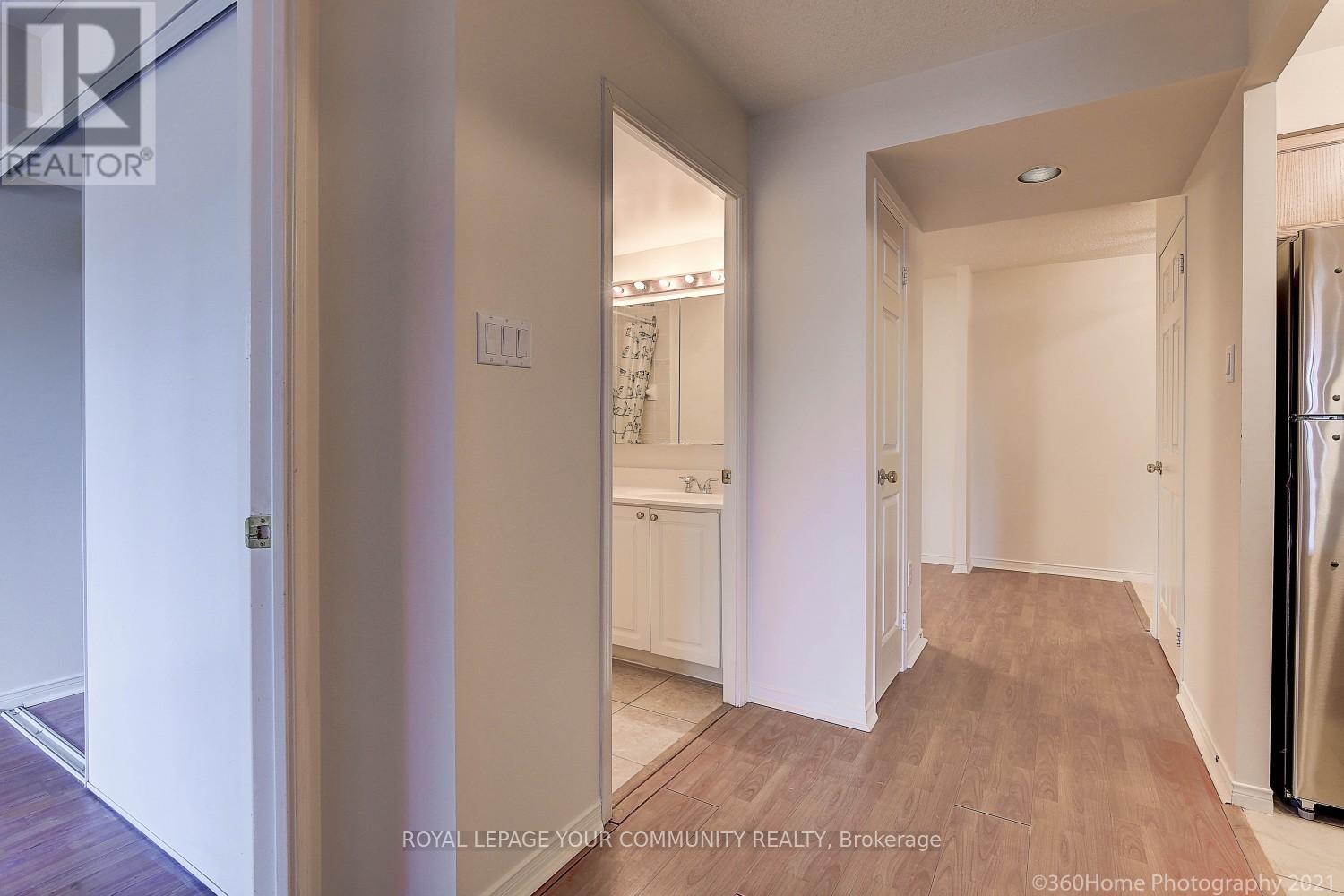 512 - 889 Bay Street, Toronto, Ontario  M5S 3K5 - Photo 14 - C12124236