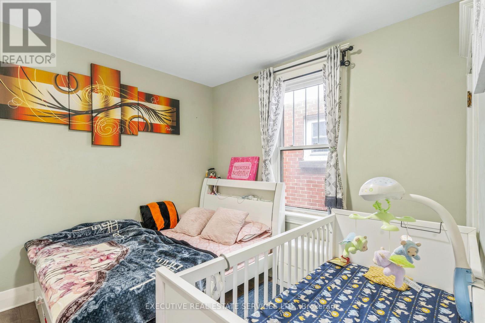 594 Highbury Avenue, London East, Ontario  N5W 4K9 - Photo 16 - X12132398