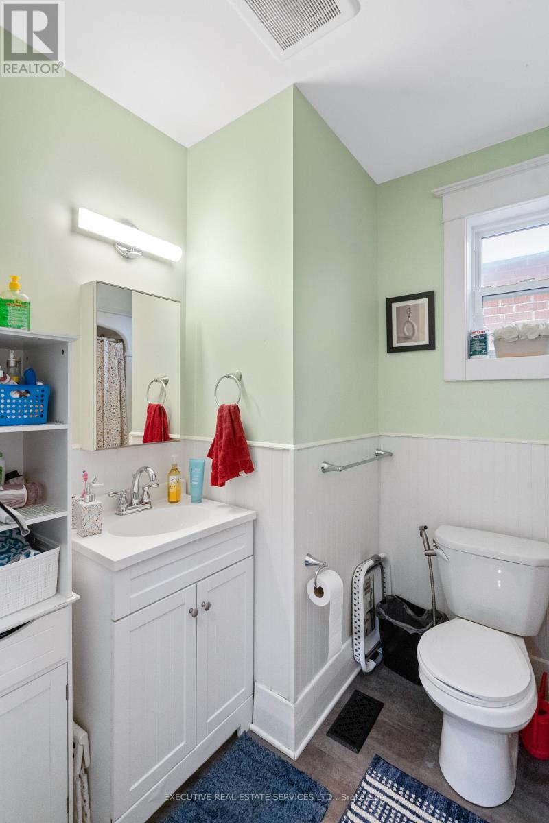 594 Highbury Avenue, London East, Ontario  N5W 4K9 - Photo 18 - X12132398