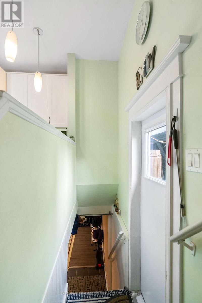 594 Highbury Avenue, London East, Ontario  N5W 4K9 - Photo 20 - X12132398