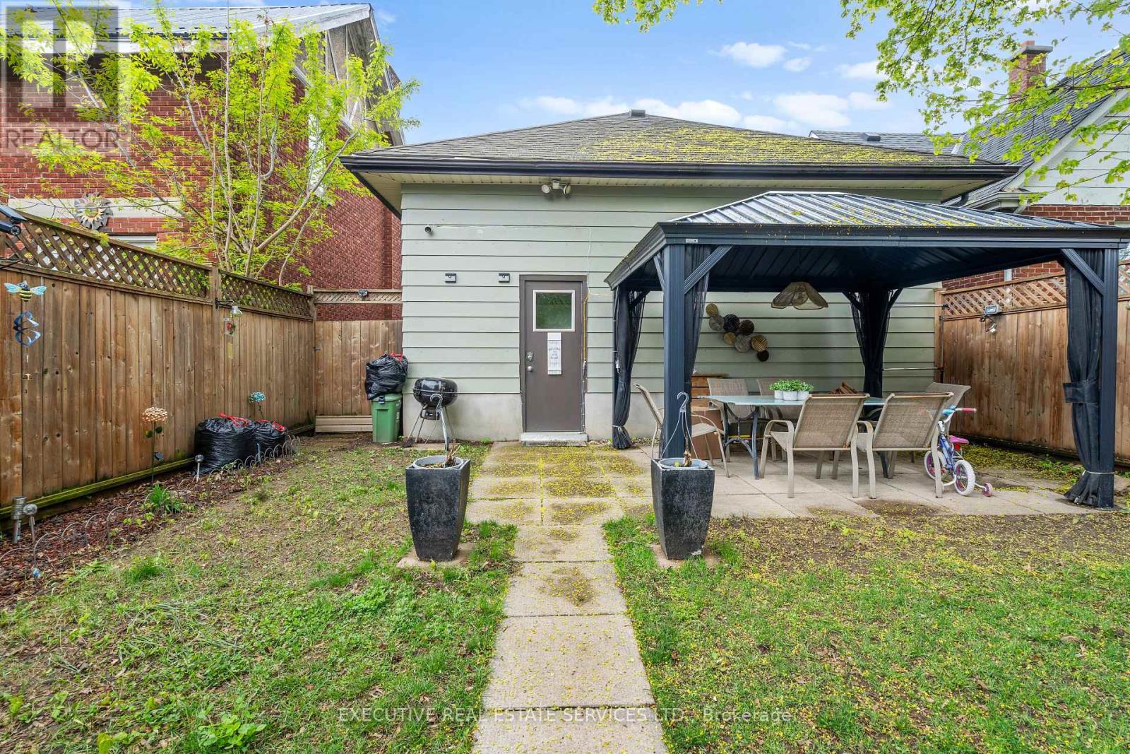 594 Highbury Avenue, London East, Ontario  N5W 4K9 - Photo 27 - X12132398