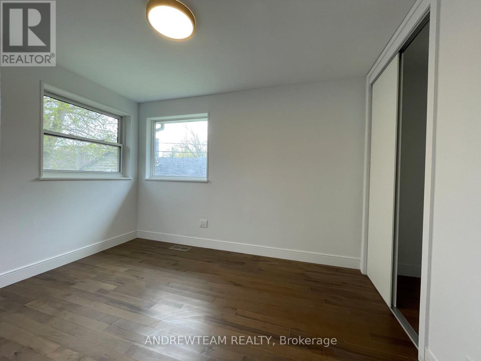 382 Lynett Crescent, Richmond Hill, Ontario  L4C 2V5 - Photo 19 - N12127674