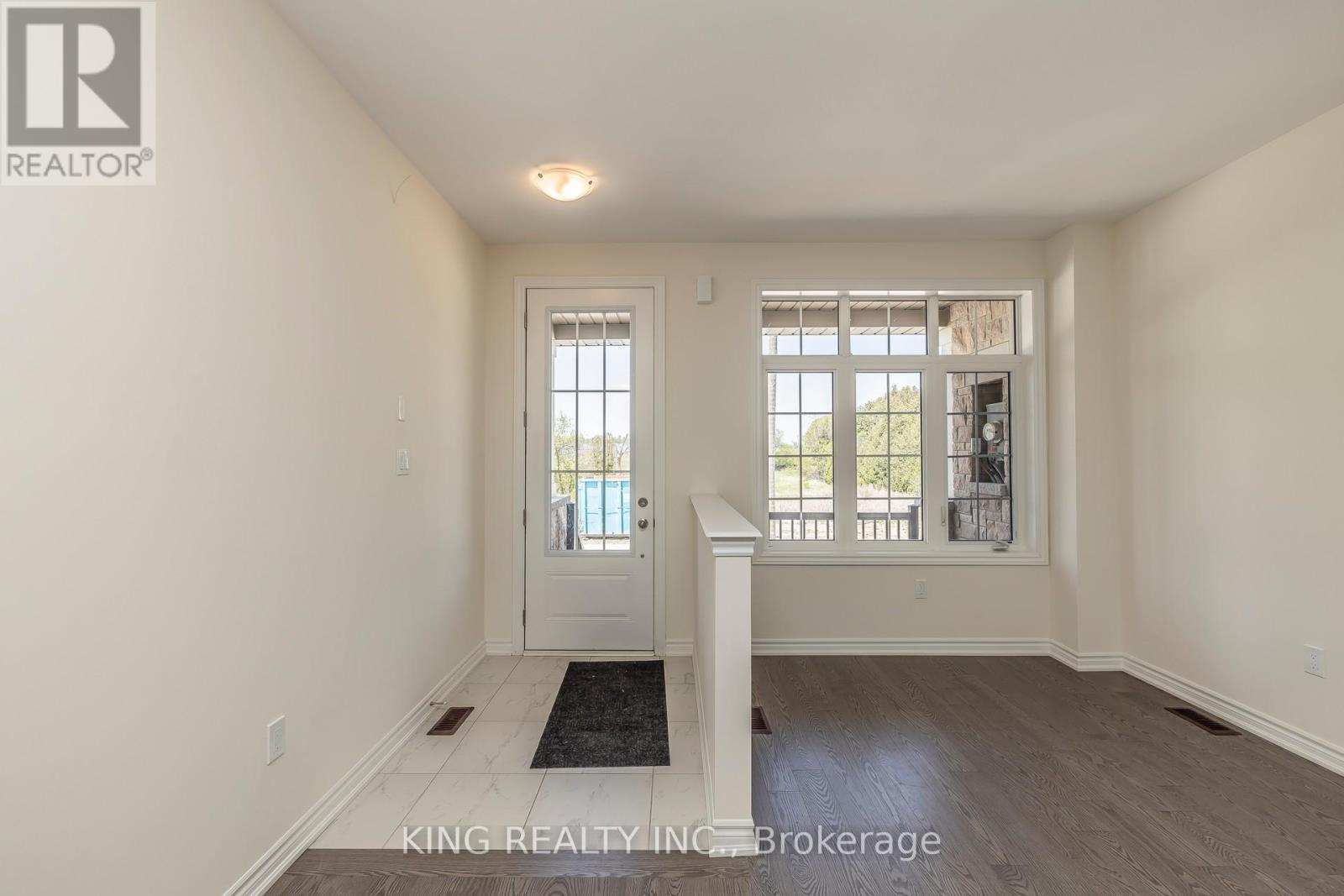 Property at 29 BOWLINE VISTA image 4
