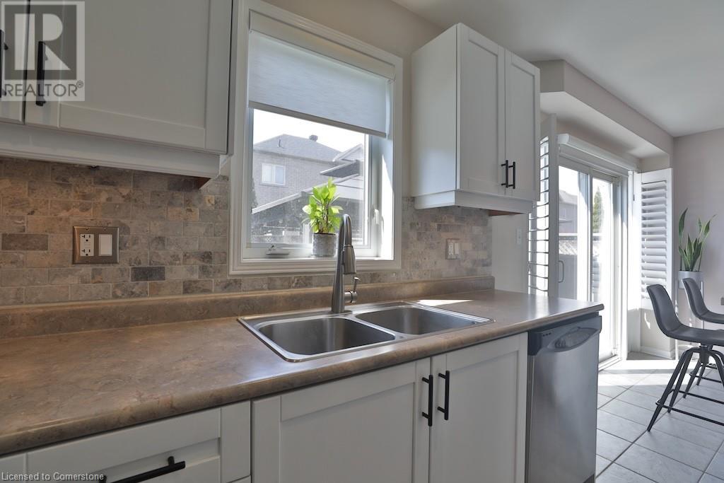 2406 Curtis Road, Burlington, Ontario  L7L 7M5 - Photo 12 - 40726202