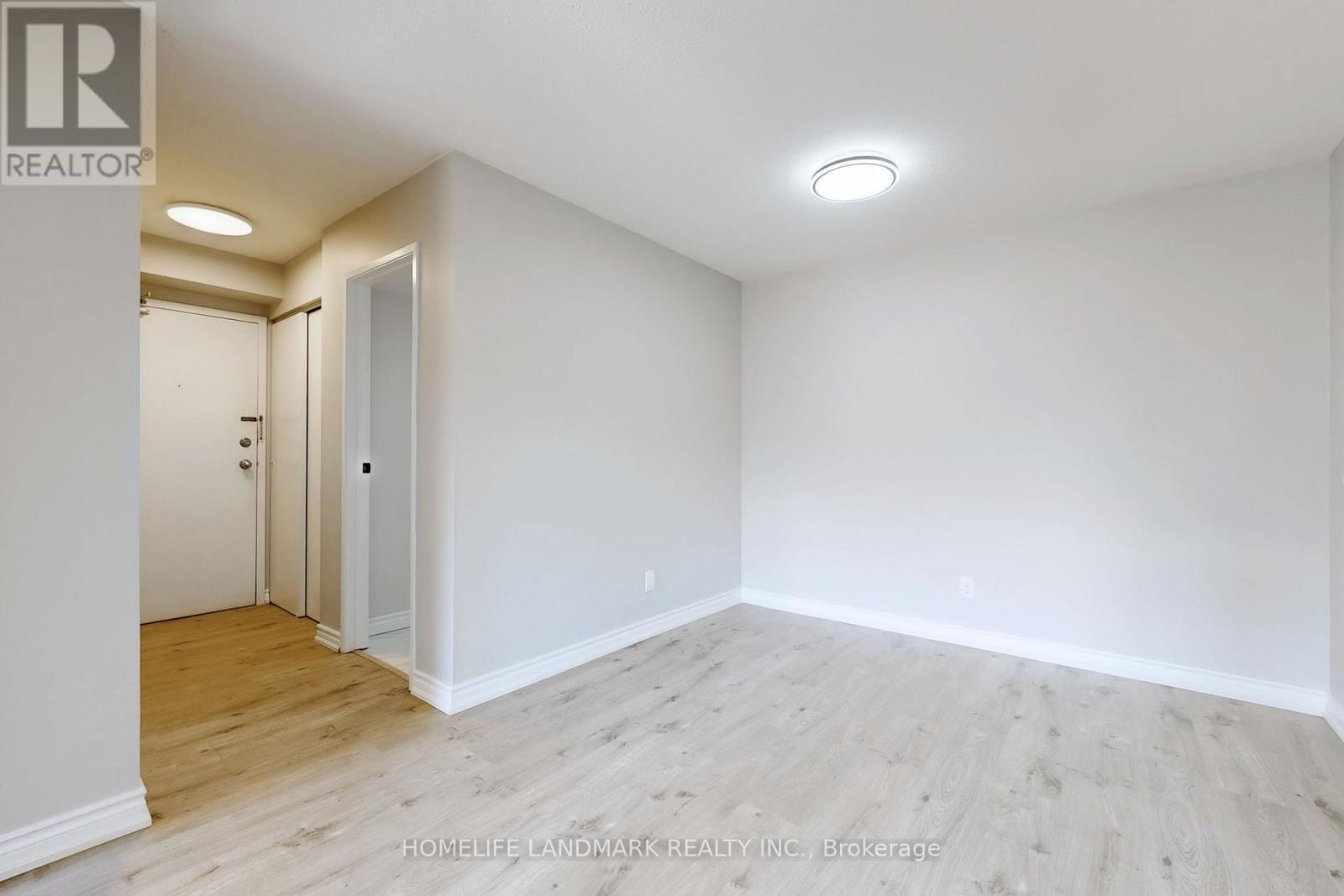 823 - 1450 Glen Abbey Gate, Oakville, Ontario  L6M 2V7 - Photo 10 - W12132422