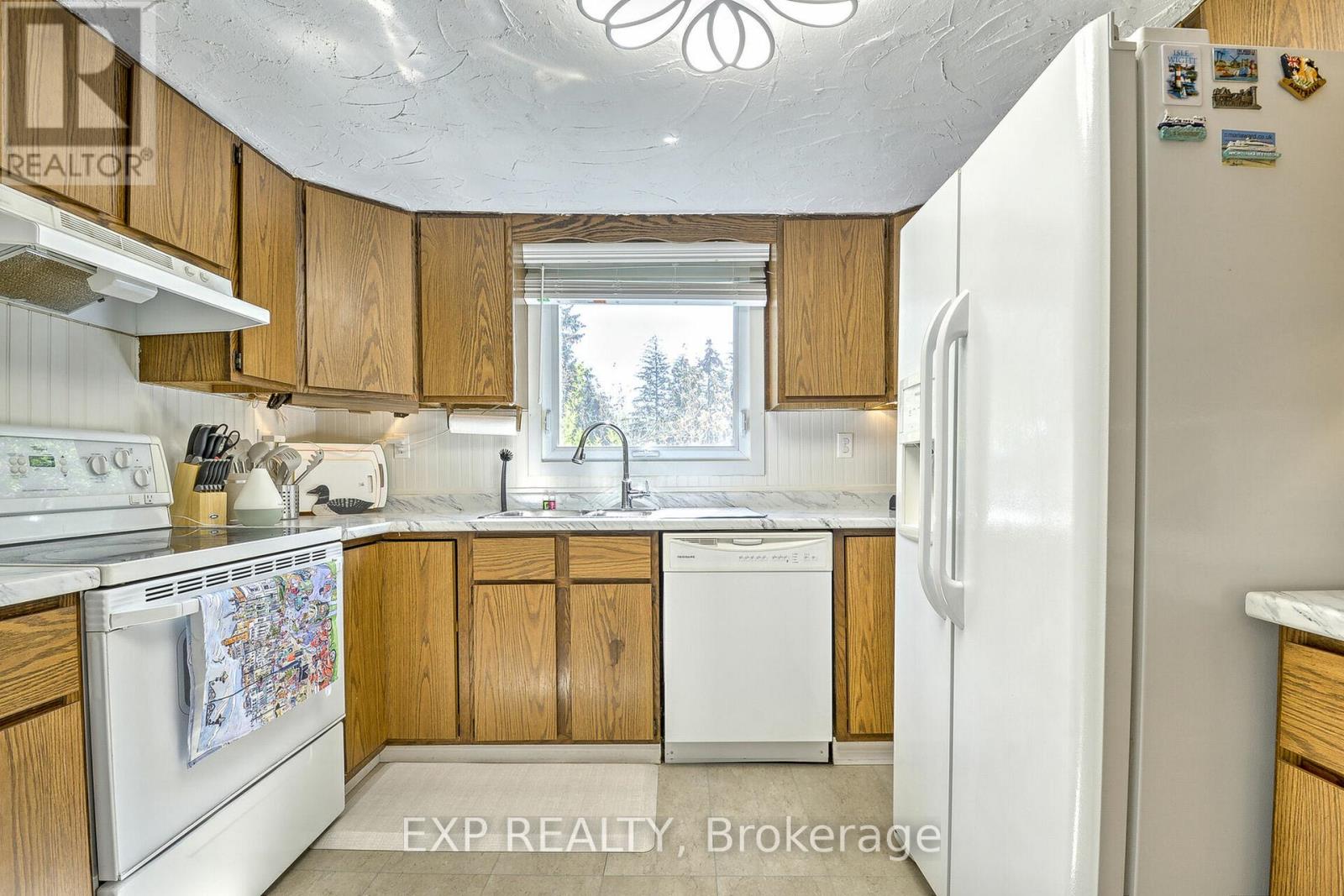 933 Twin Gables Drive Road, Essex, Ontario  N0R 1G0 - Photo 23 - X12132416