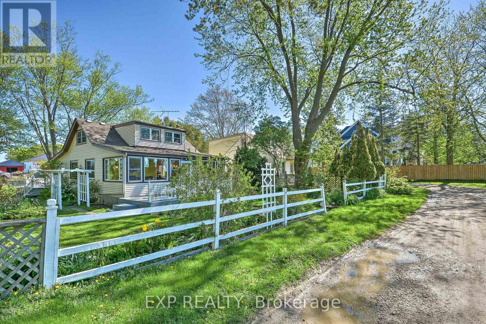 933 Twin Gables Drive Road, Essex, Ontario  N0R 1G0 - Photo 6 - X12132416
