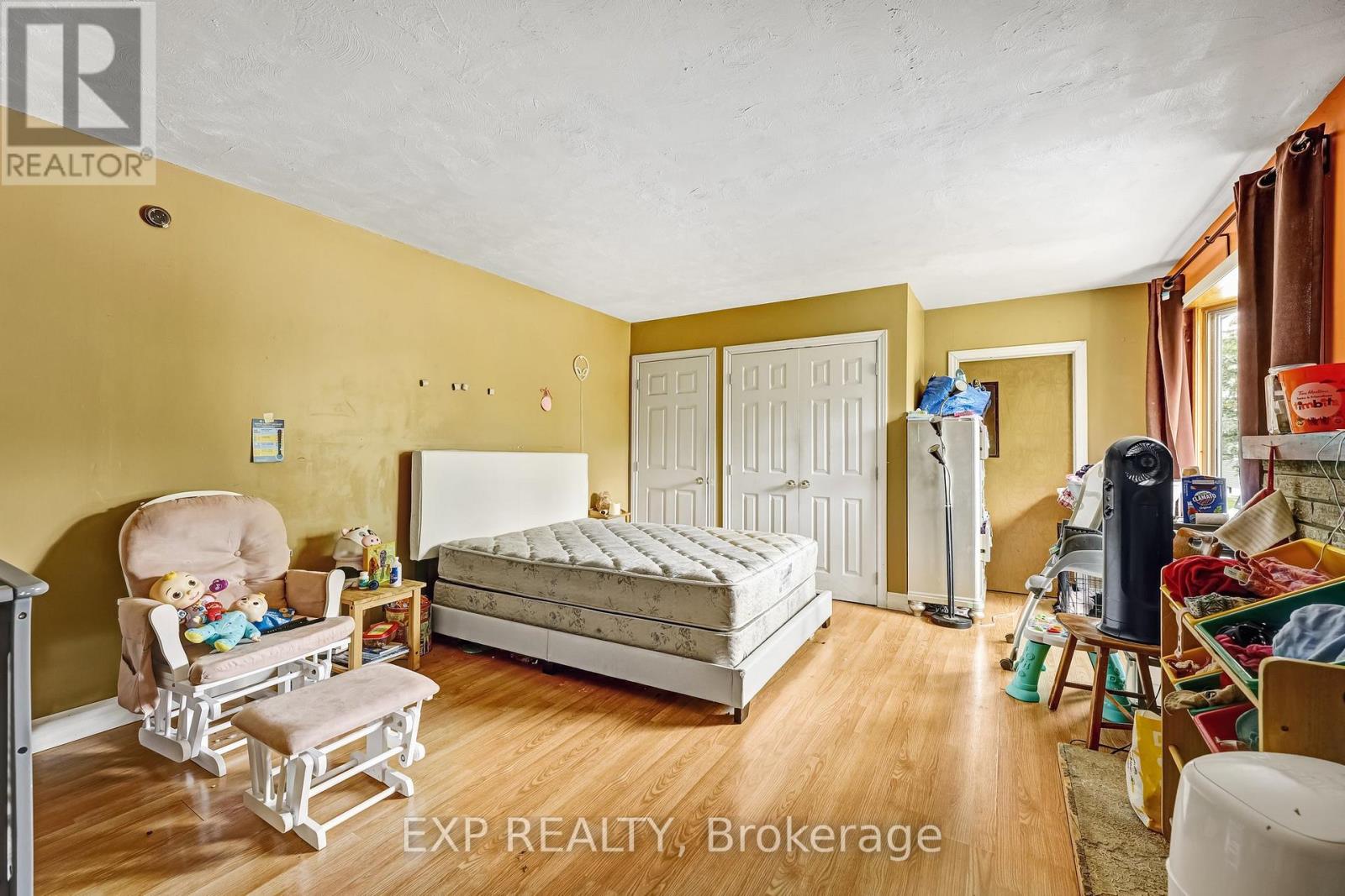 56 Victoria Avenue E, South Huron, Ontario  N0M 1M0 - Photo 17 - X12132432
