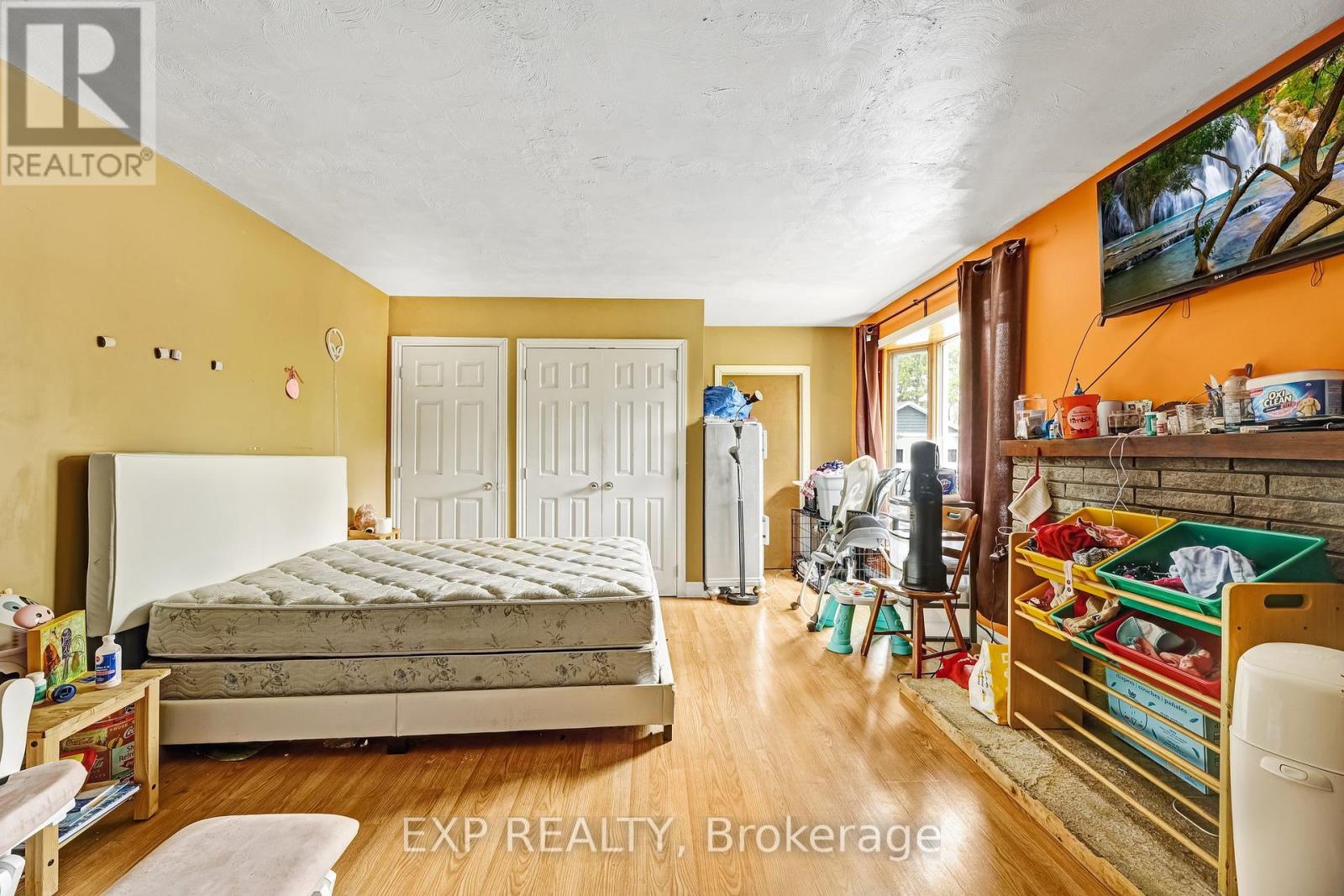 56 Victoria Avenue E, South Huron, Ontario  N0M 1M0 - Photo 18 - X12132432