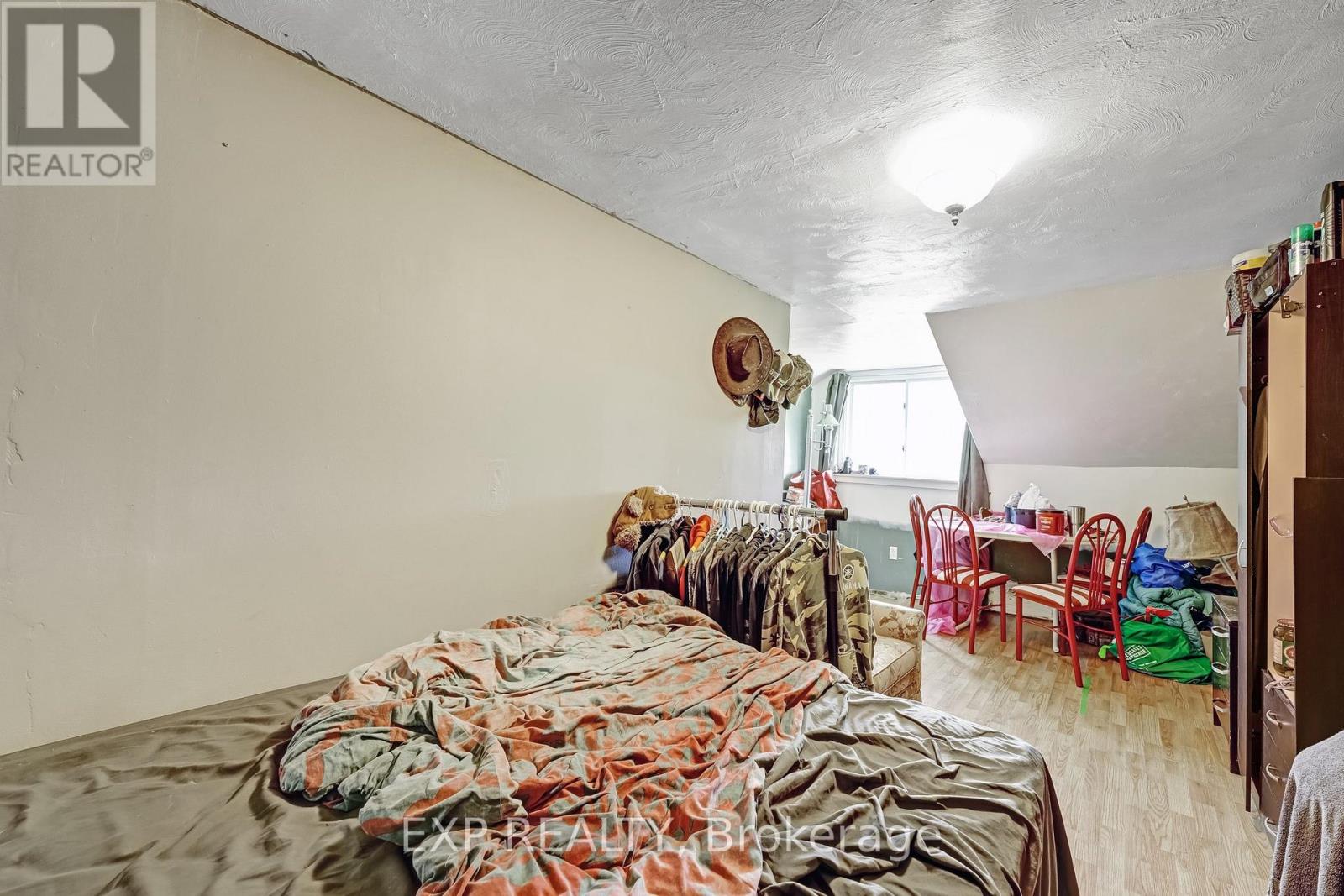 56 Victoria Avenue E, South Huron, Ontario  N0M 1M0 - Photo 32 - X12132432