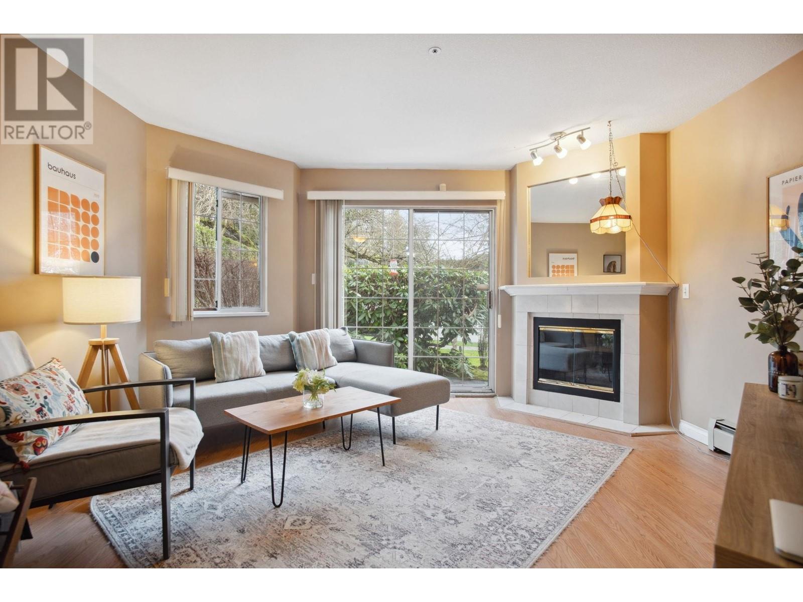 3738 FRASER STREET, Vancouver, British Columbia