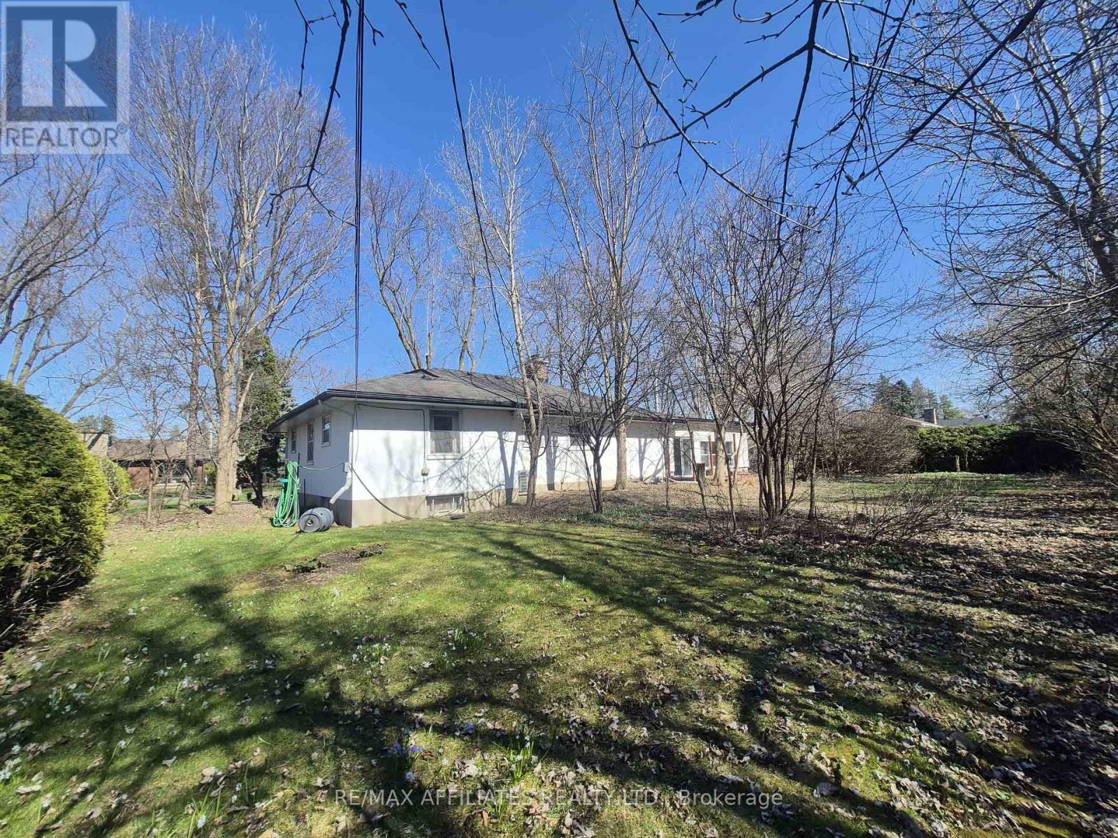 850 Killeen Avenue, Ottawa, Ontario  K2A 2X7 - Photo 25 - X12104331
