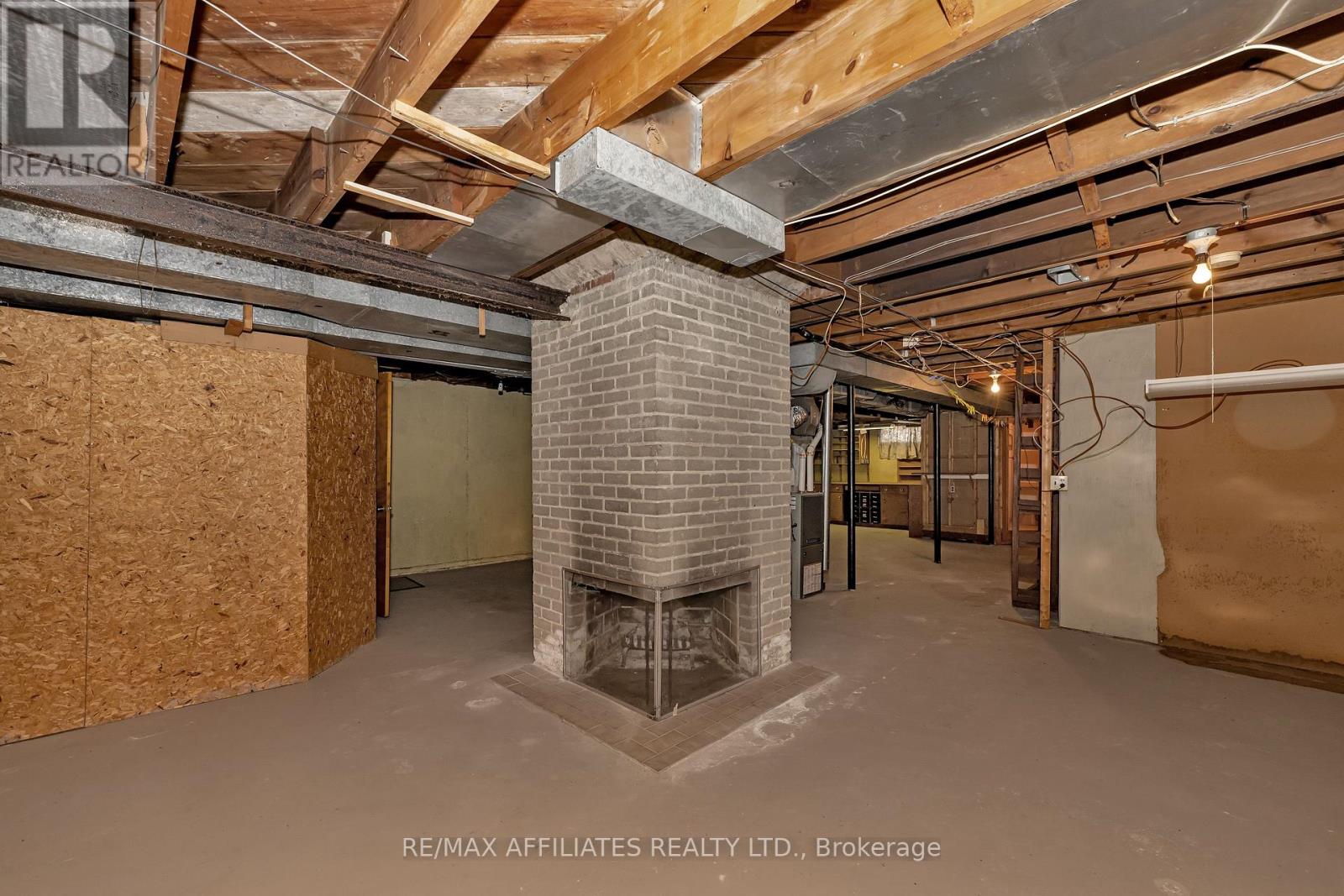 850 Killeen Avenue, Ottawa, Ontario  K2A 2X7 - Photo 33 - X12104331
