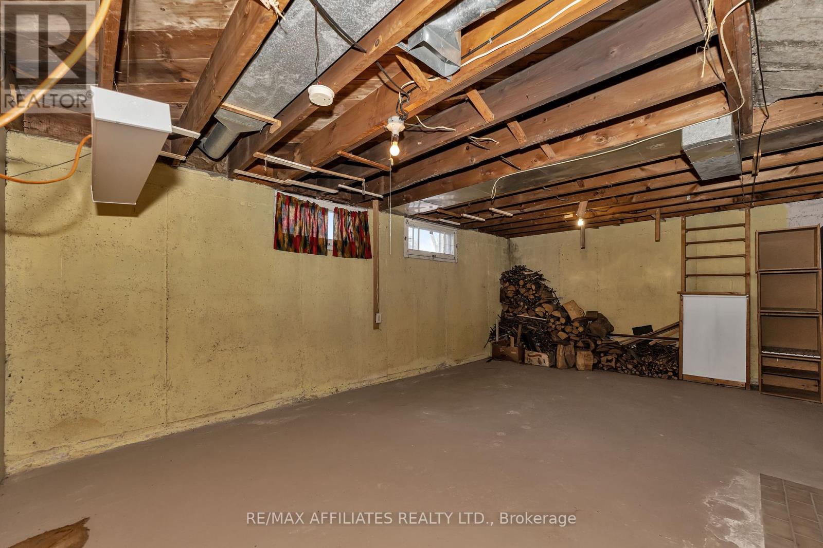 850 Killeen Avenue, Ottawa, Ontario  K2A 2X7 - Photo 32 - X12104331