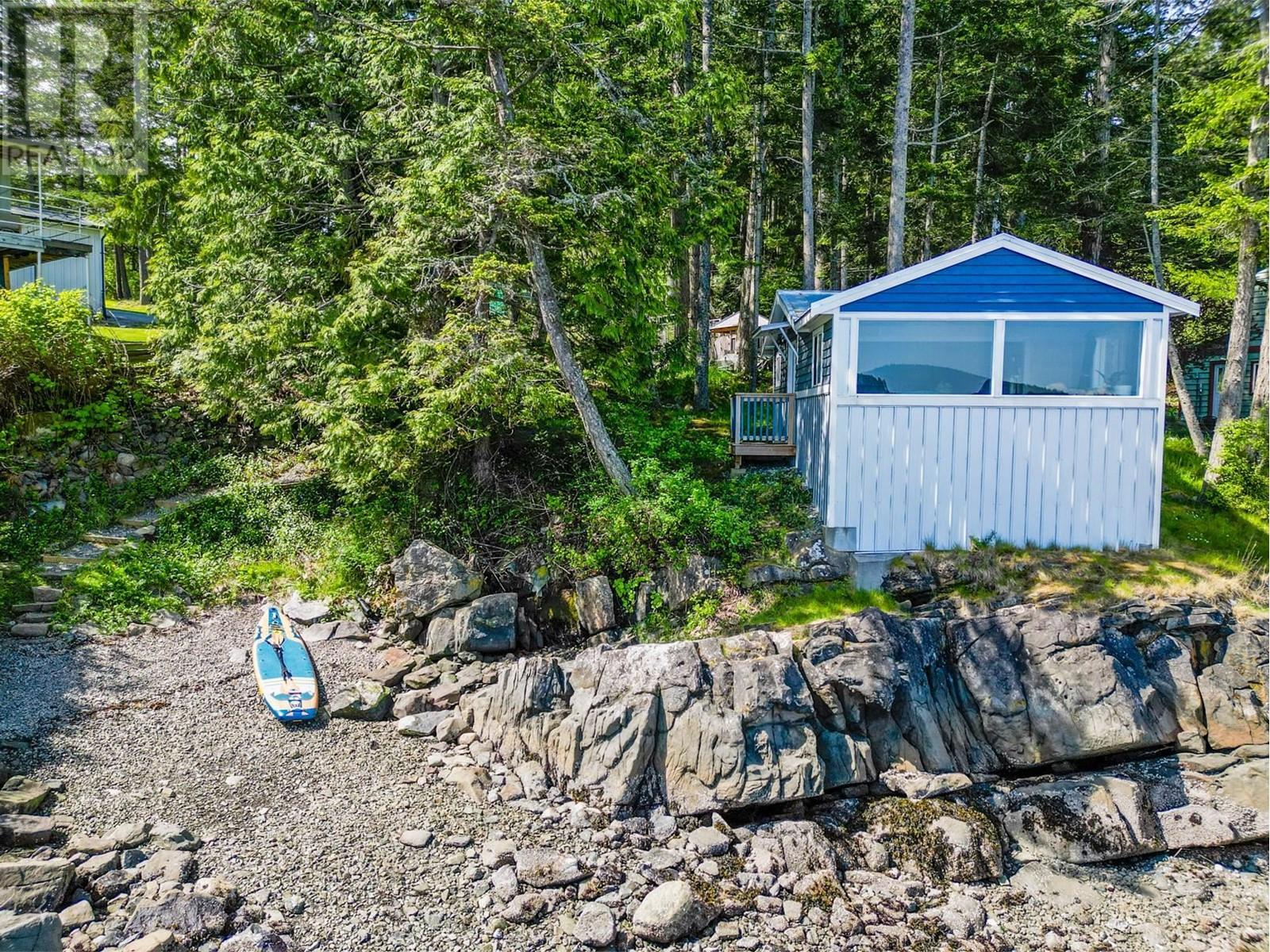 5423 Hooson Road, Pender Island, British Columbia  V0N 2M1 - Photo 4 - R2999686