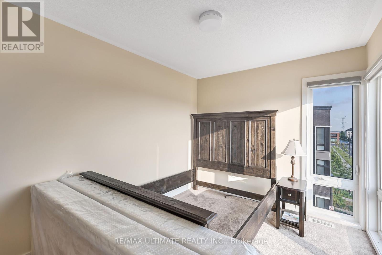 2632 Castlegate Crossing Drive, Pickering, Ontario  L1X 0H6 - Photo 14 - E12132442