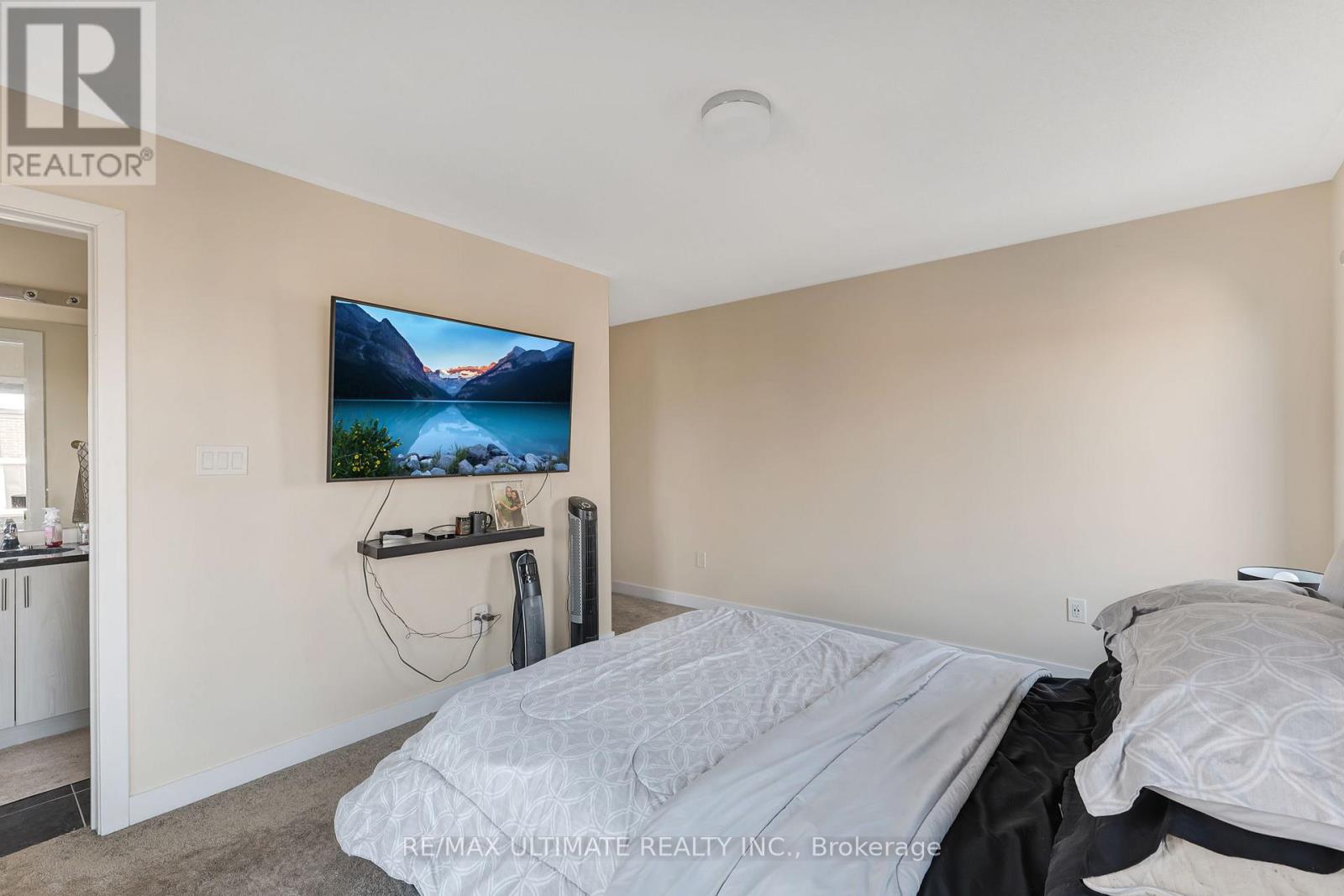 2632 Castlegate Crossing Drive, Pickering, Ontario  L1X 0H6 - Photo 17 - E12132442