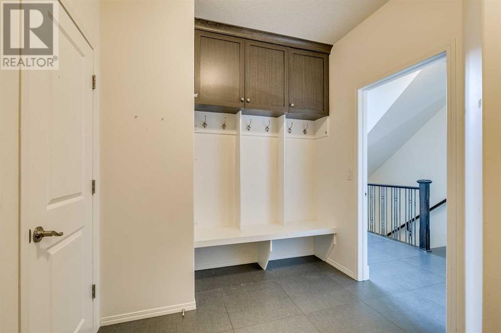 44 West Coach Road Sw, Calgary, Alberta  T3H 0M9 - Photo 35 - A2197404