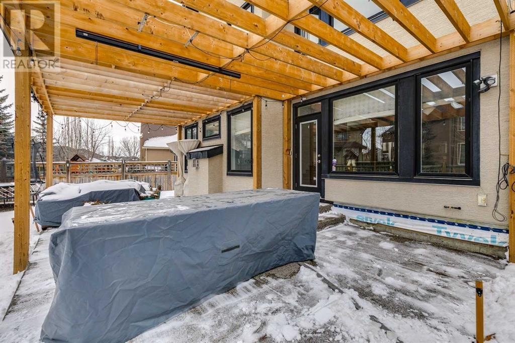 Property at 44 West Coach Road SW image 3