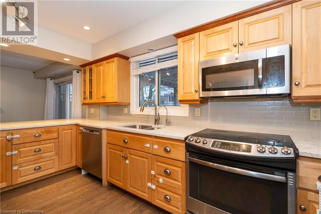 15 Birchlawn Avenue, Cambridge, Ontario  N1S 4S1 - Photo 10 - 40726233