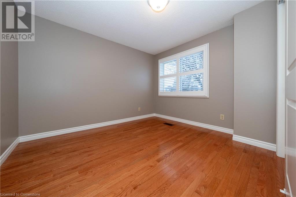 15 Birchlawn Avenue, Cambridge, Ontario  N1S 4S1 - Photo 17 - 40726233