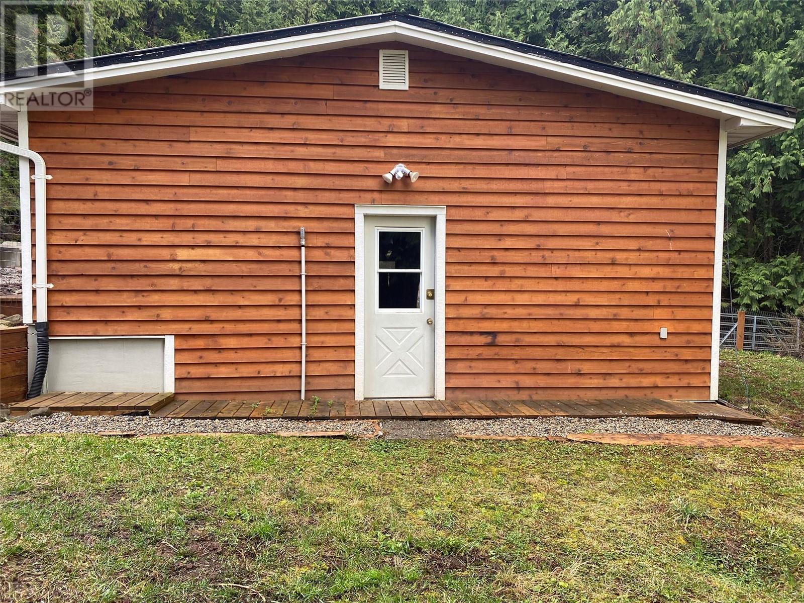 942 Cedar Brae Road, Glade, British Columbia  V1N 4R5 - Photo 20 - 10342246