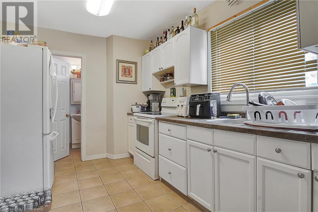 211 Dolph Street N, Cambridge, Ontario  N3H 2A6 - Photo 12 - 40724773