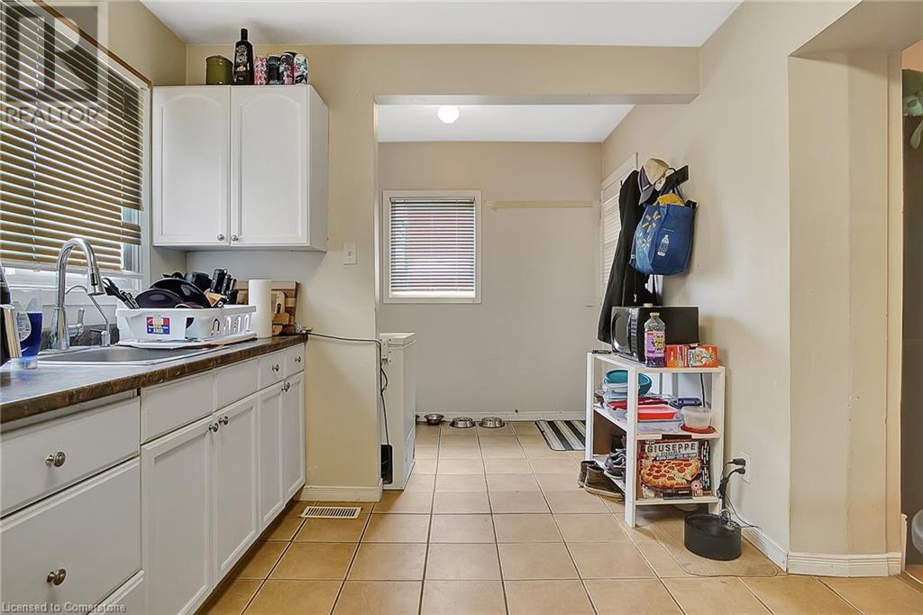 211 Dolph Street N, Cambridge, Ontario  N3H 2A6 - Photo 14 - 40724773